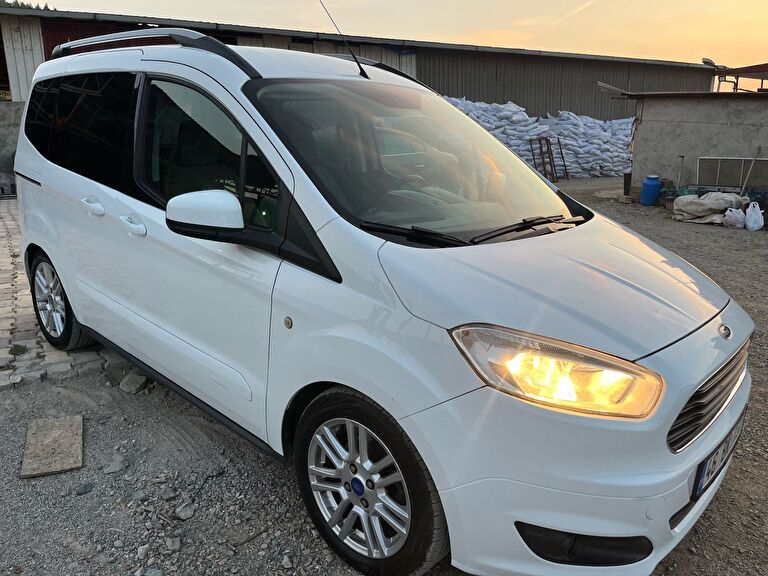 FORD TOURNEO COURIER