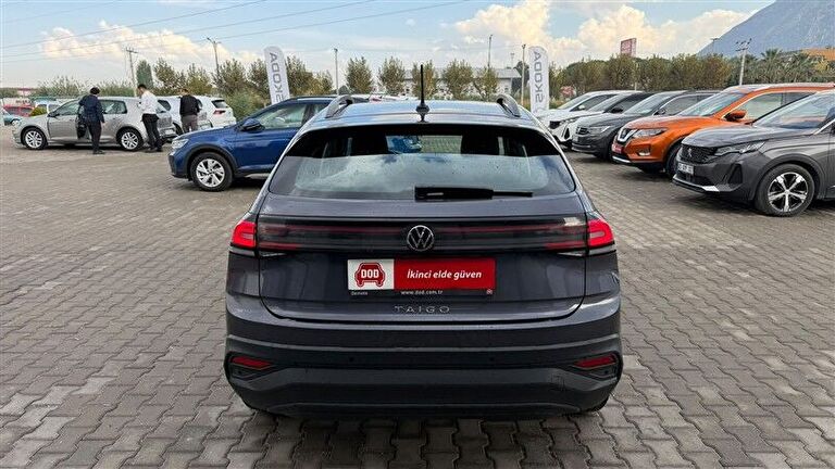 VOLKSWAGEN TAIGO