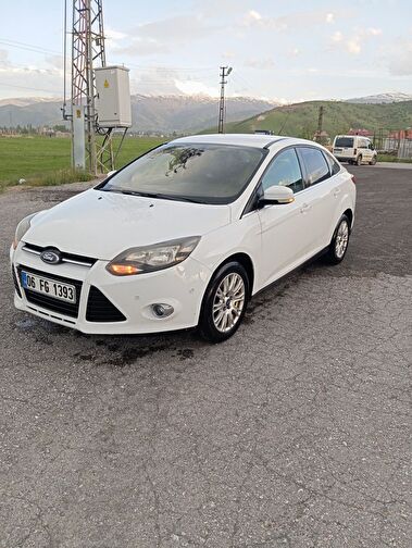 FORD FOCUS