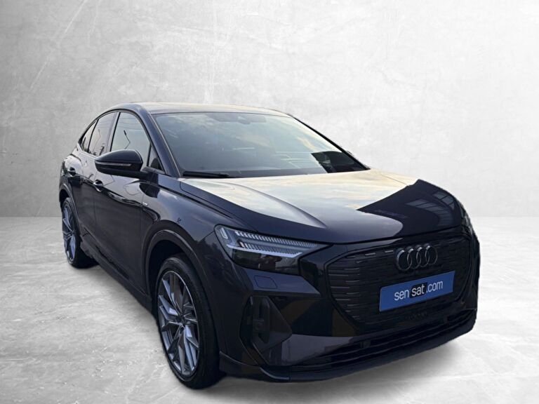 AUDI Q4 SPORTBACK