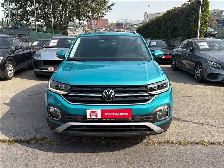 VOLKSWAGEN T-CROSS
