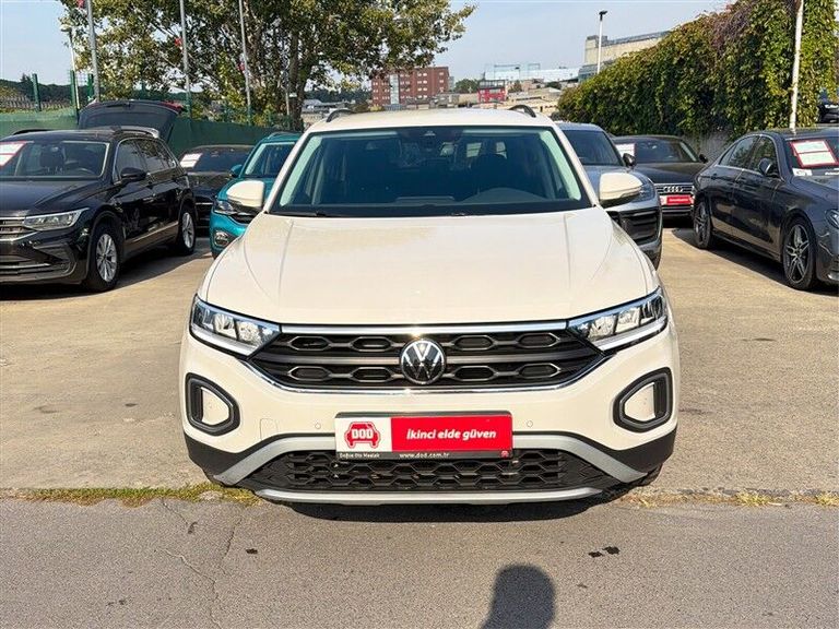VOLKSWAGEN T-ROC