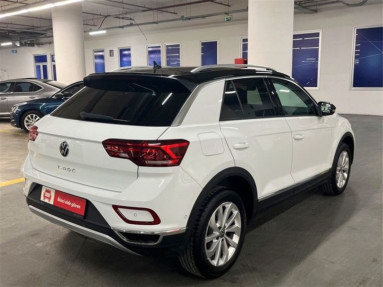 VOLKSWAGEN T-ROC