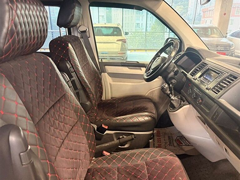 VOLKSWAGEN TRANSPORTER
