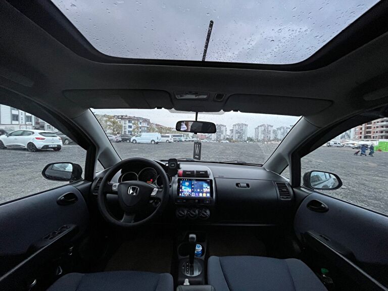 HONDA JAZZ