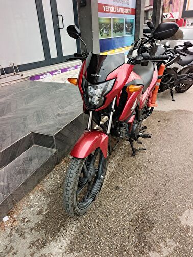Honda CB 125 F