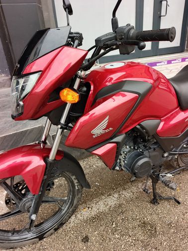 Honda CB 125 F