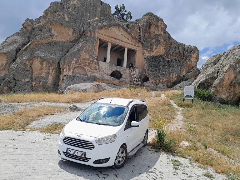 FORD TOURNEO COURIER