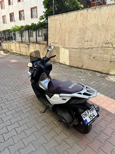 Voge SR1