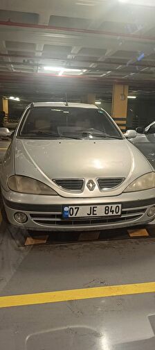 RENAULT MEGANE