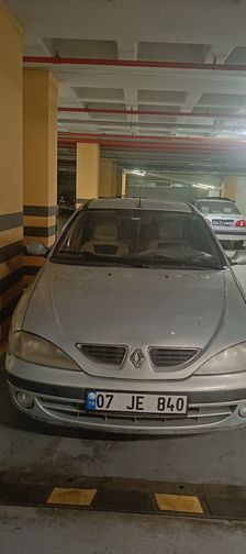 RENAULT MEGANE