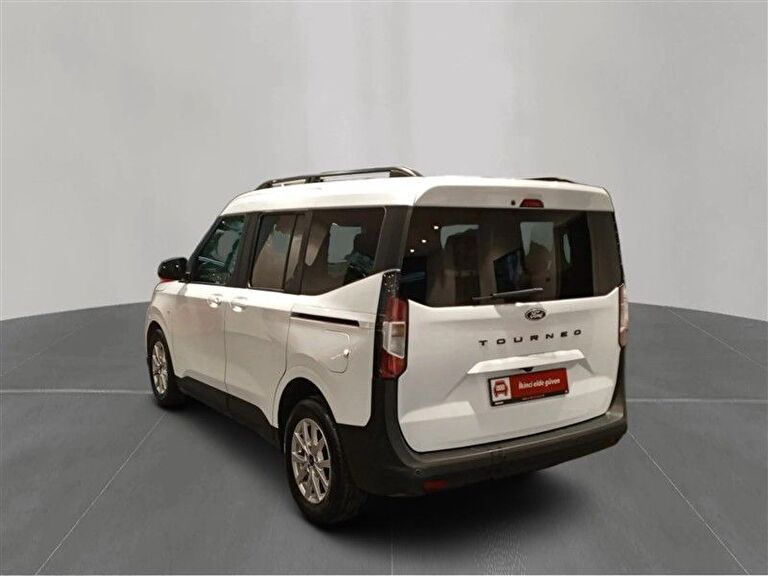 FORD TOURNEO COURIER