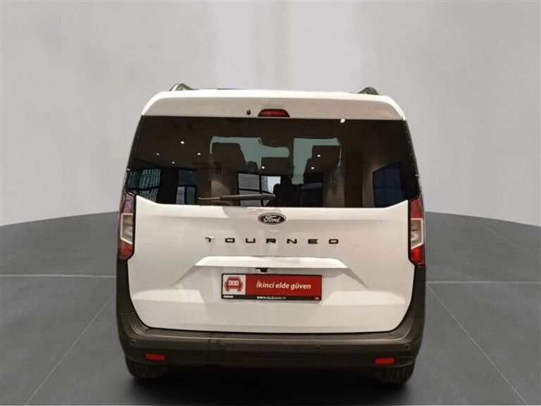 FORD TOURNEO COURIER