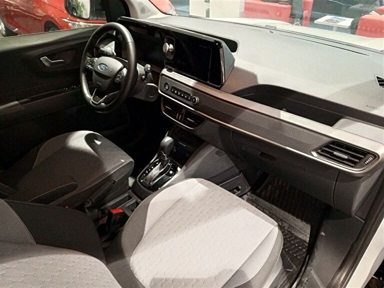 FORD TOURNEO COURIER