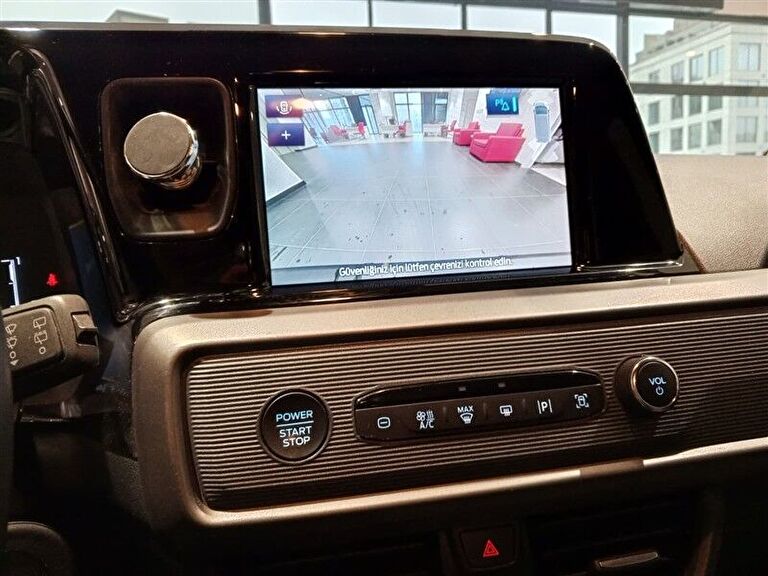FORD TOURNEO COURIER