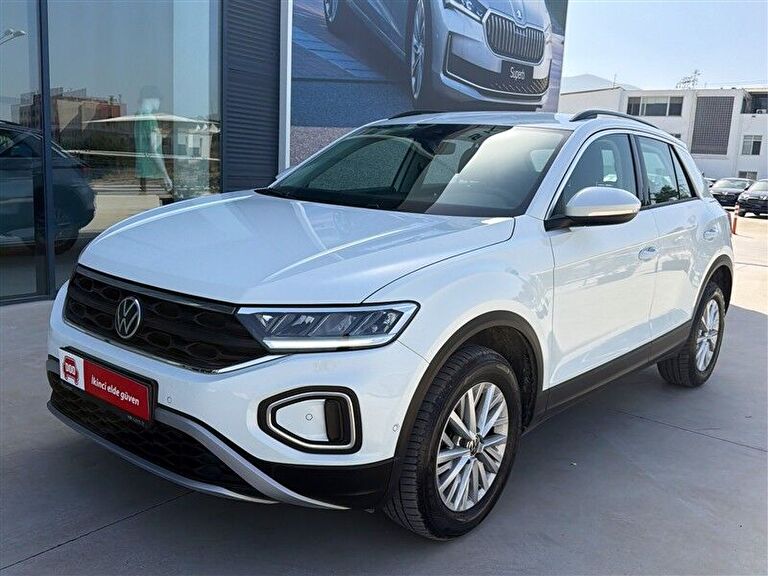 VOLKSWAGEN T-ROC