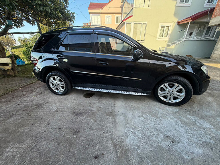 MERCEDES-BENZ M-SERISI