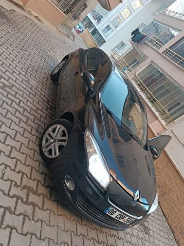 RENAULT MEGANE
