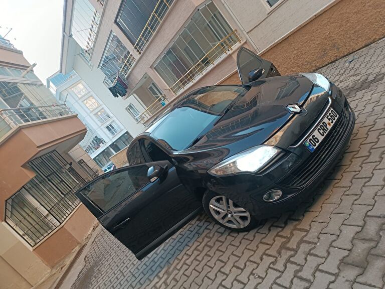 RENAULT MEGANE