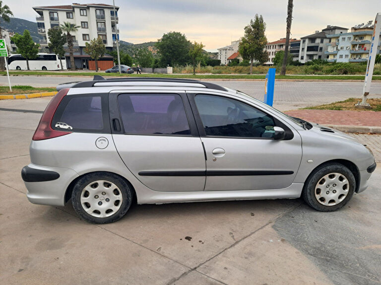 PEUGEOT 206 SW