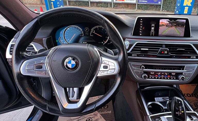 BMW 7 SERISI