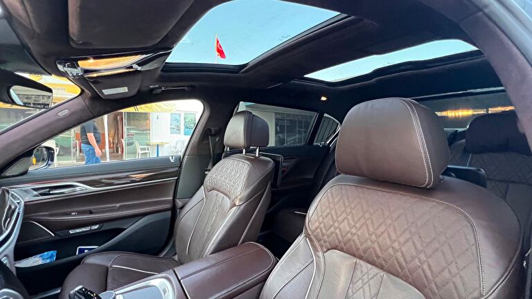 BMW 7 SERISI
