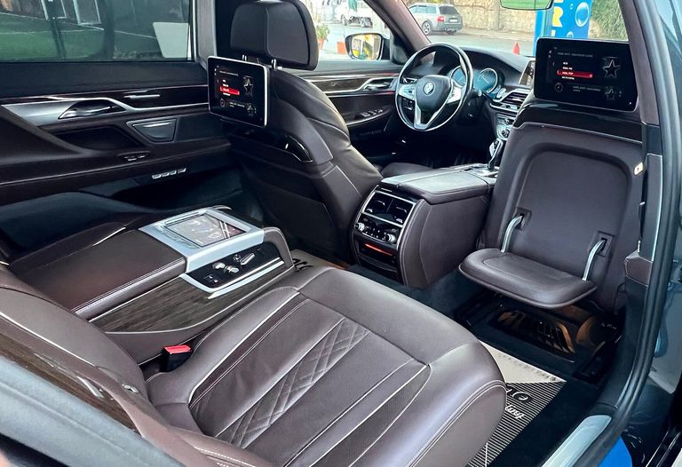 BMW 7 SERISI