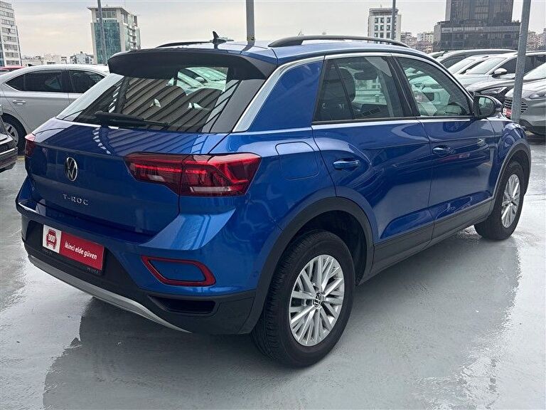 VOLKSWAGEN T-ROC