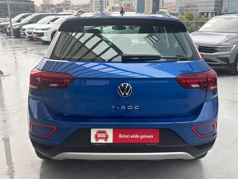 VOLKSWAGEN T-ROC
