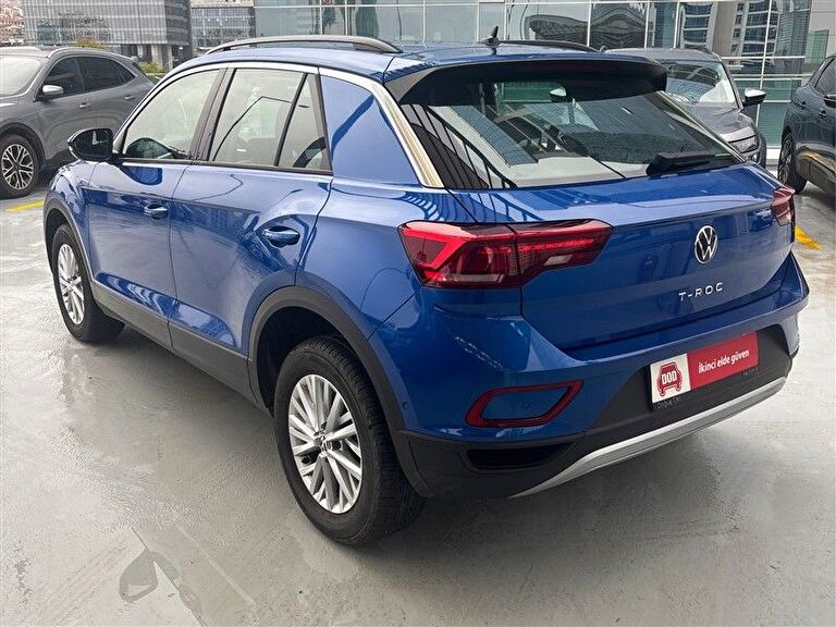 VOLKSWAGEN T-ROC