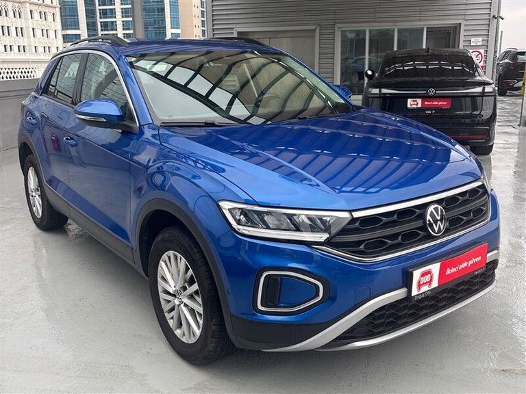 VOLKSWAGEN T-ROC