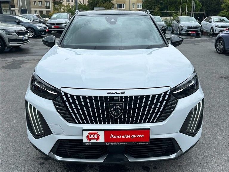 PEUGEOT 2008