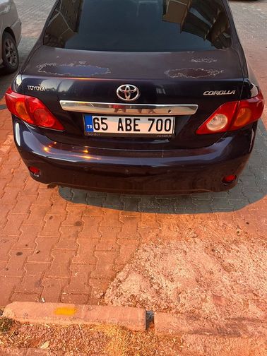 TOYOTA COROLLA