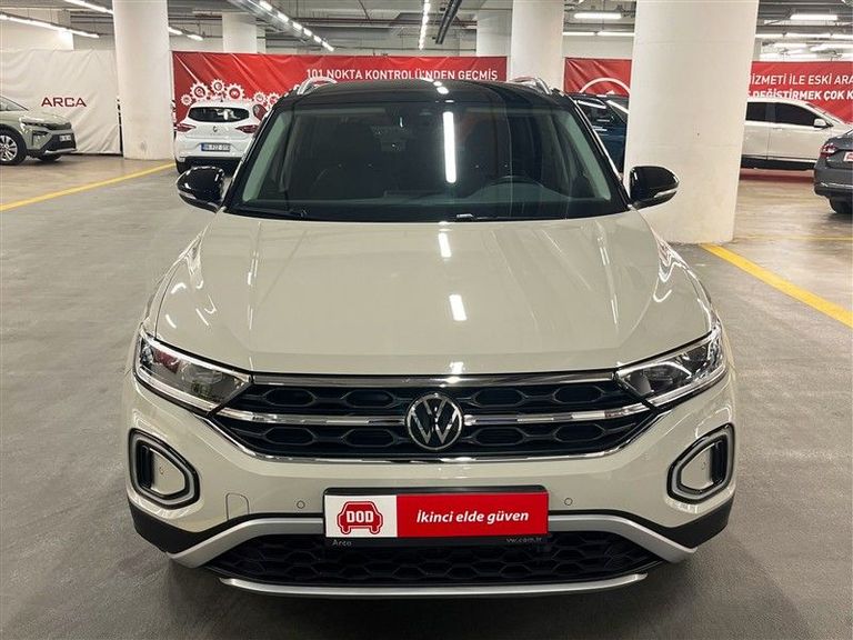 VOLKSWAGEN T-ROC