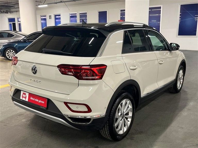 VOLKSWAGEN T-ROC