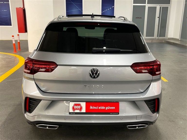 VOLKSWAGEN T-ROC