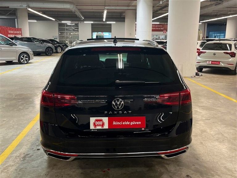 VOLKSWAGEN PASSAT VARIANT