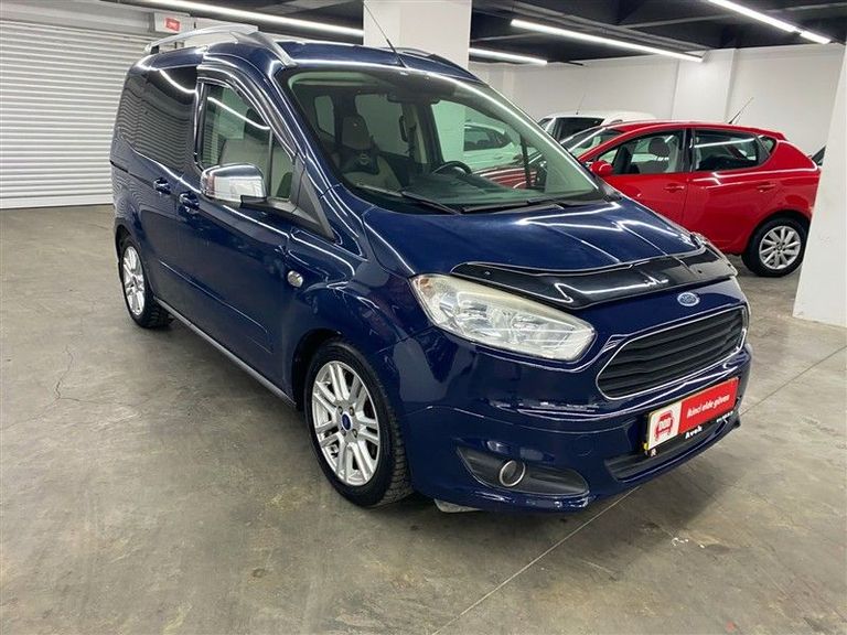 FORD TOURNEO COURIER