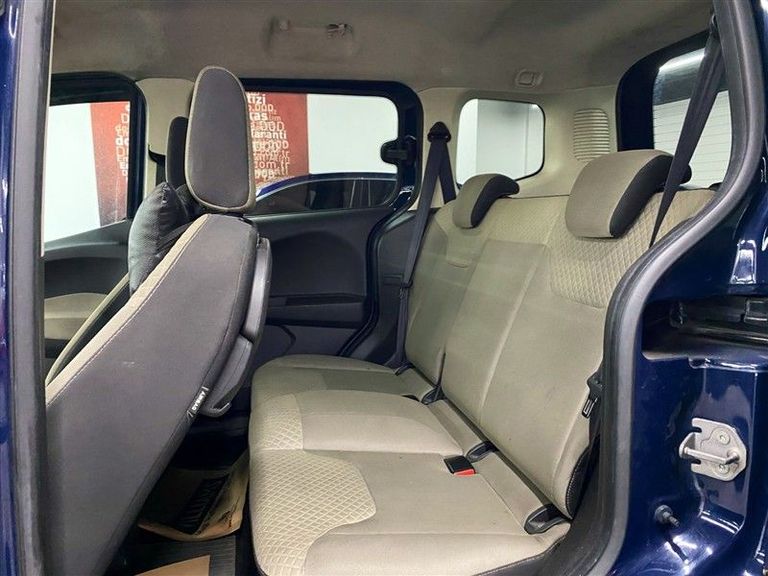 FORD TOURNEO COURIER