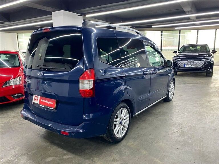 FORD TOURNEO COURIER