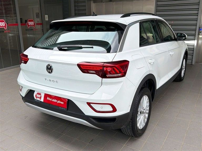 VOLKSWAGEN T-ROC