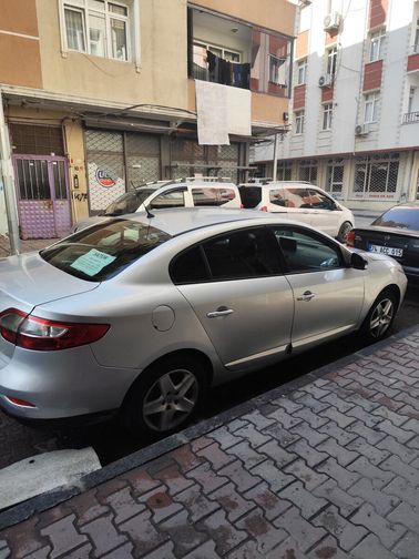 RENAULT FLUENCE