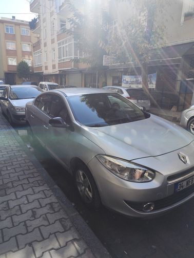RENAULT FLUENCE
