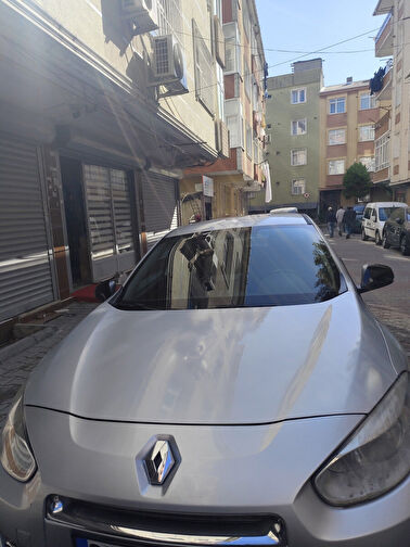 RENAULT FLUENCE