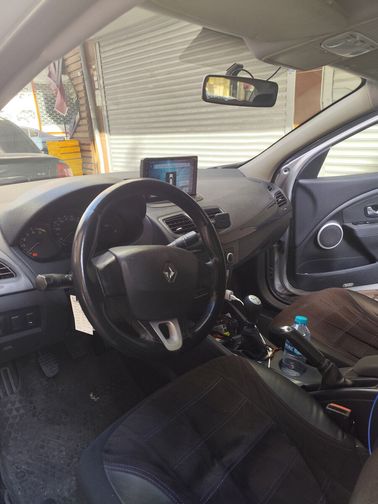 RENAULT FLUENCE
