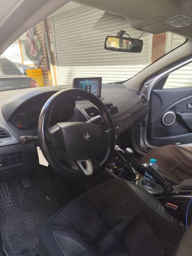 RENAULT FLUENCE