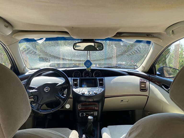 NISSAN PRIMERA