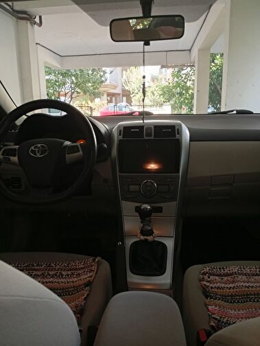 TOYOTA COROLLA