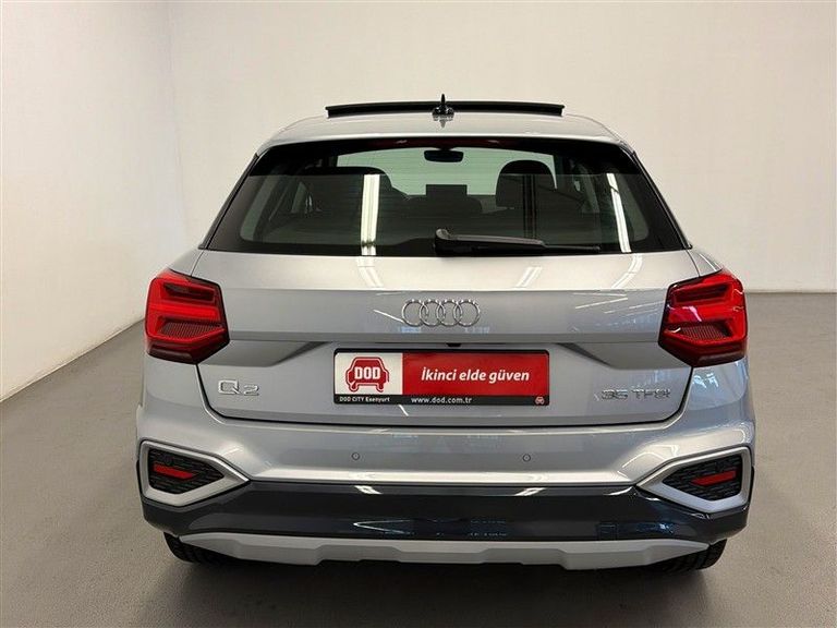 AUDI Q2