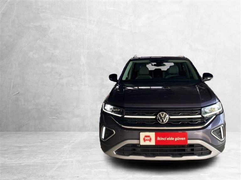 VOLKSWAGEN T-CROSS